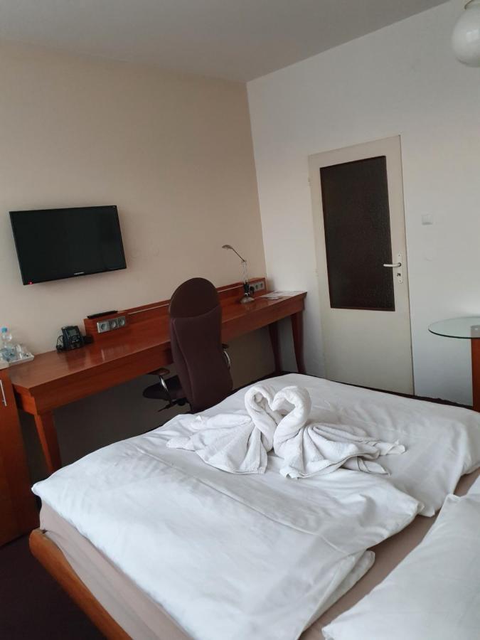 Hotel Jerabek Прага Екстериор снимка