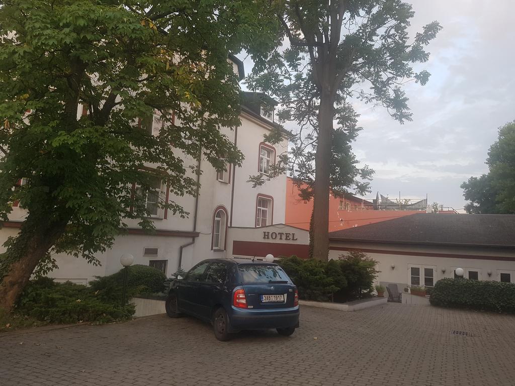 Hotel Jerabek Прага Екстериор снимка